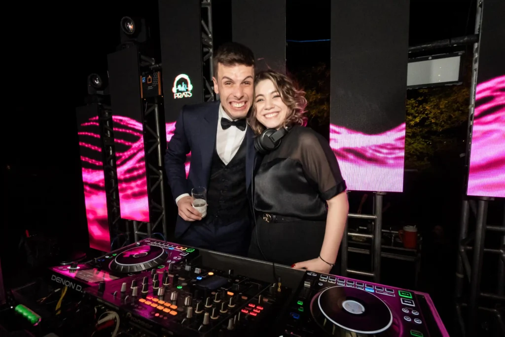 Casamiento de Belén Salomón y Kevin Plate 4 JZ Agus Prats DJ con el novio Kevin Plate Belen y Kevin Miki Prats DJ
